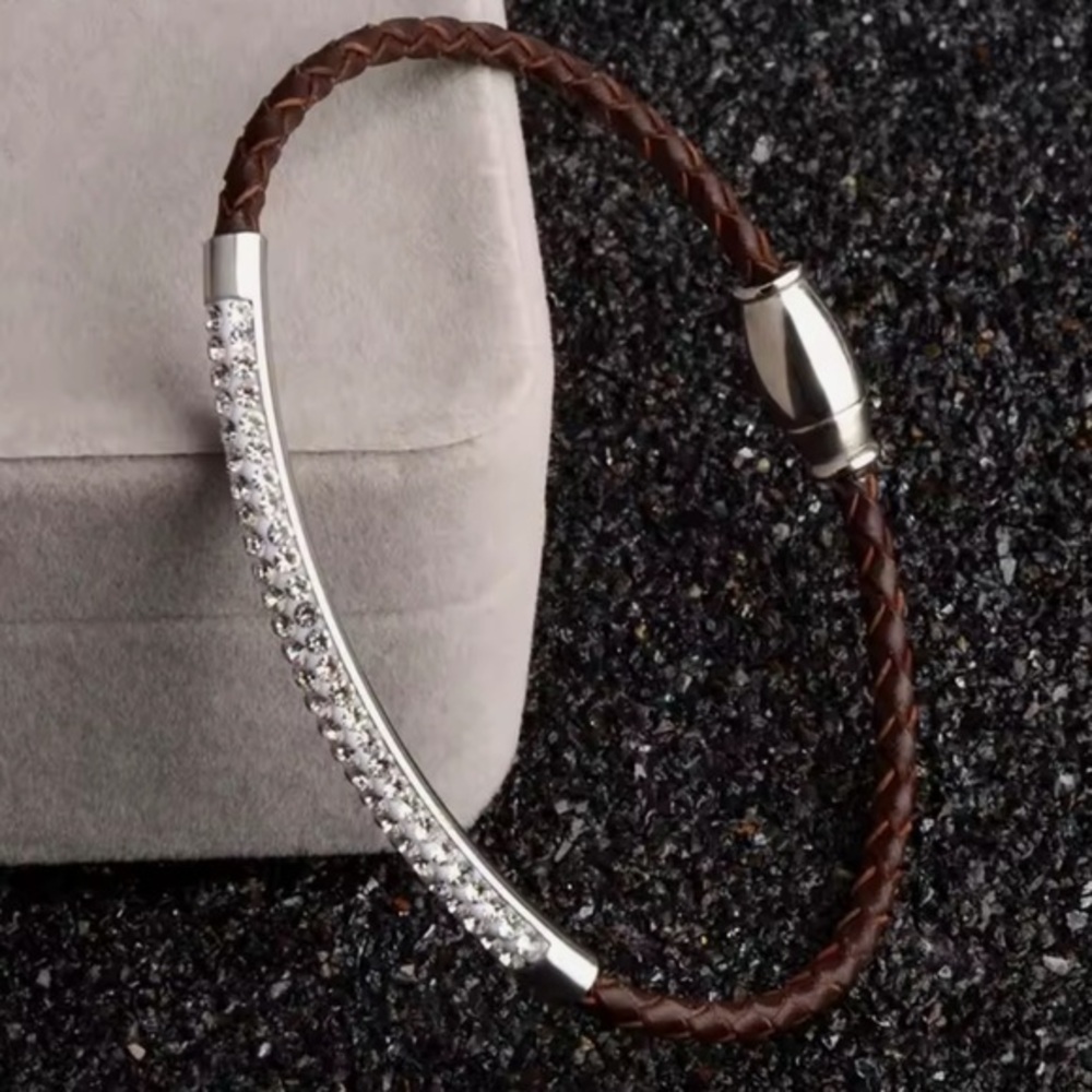 New Silver Bar & Brown Leather- Magnetic Clasp